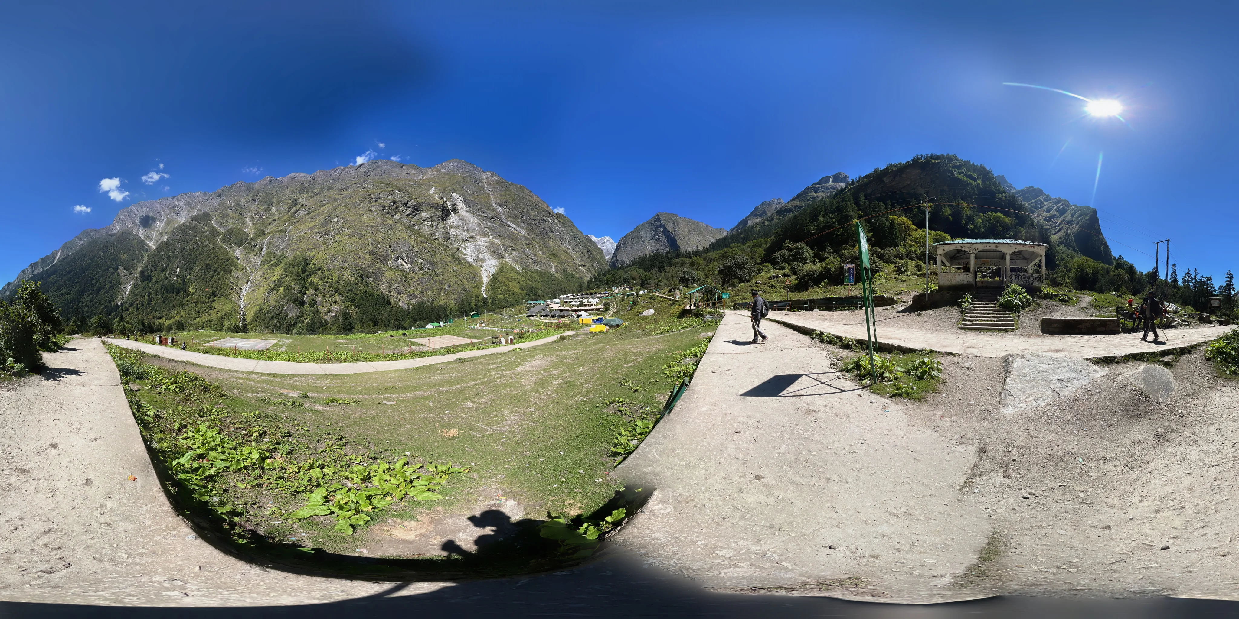 360 degree view from the Ghangharia helipad by Himanshu Rastogi