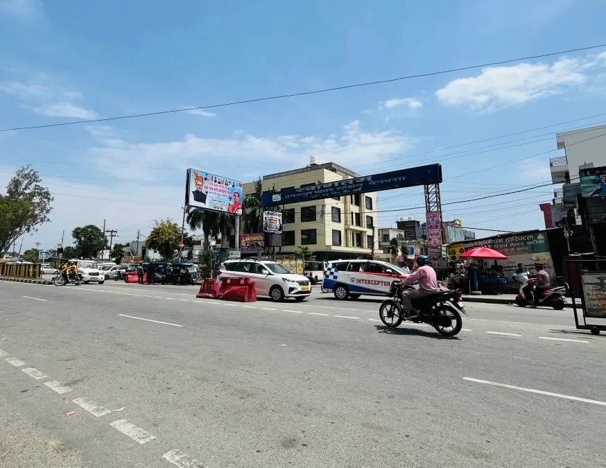 Nepal Entry in Tanakpur - Himanshu Rastogi