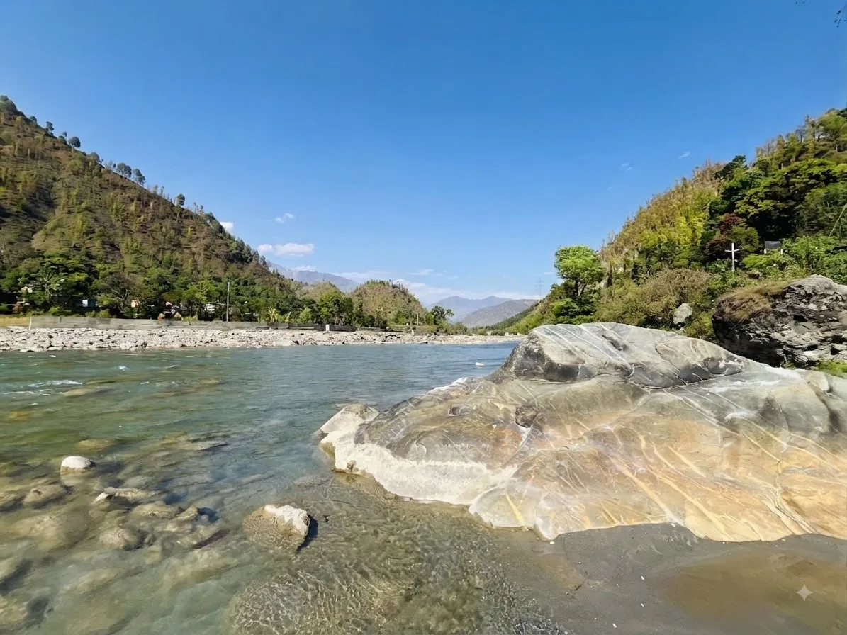 Nepal River - Himanshu Rastogi